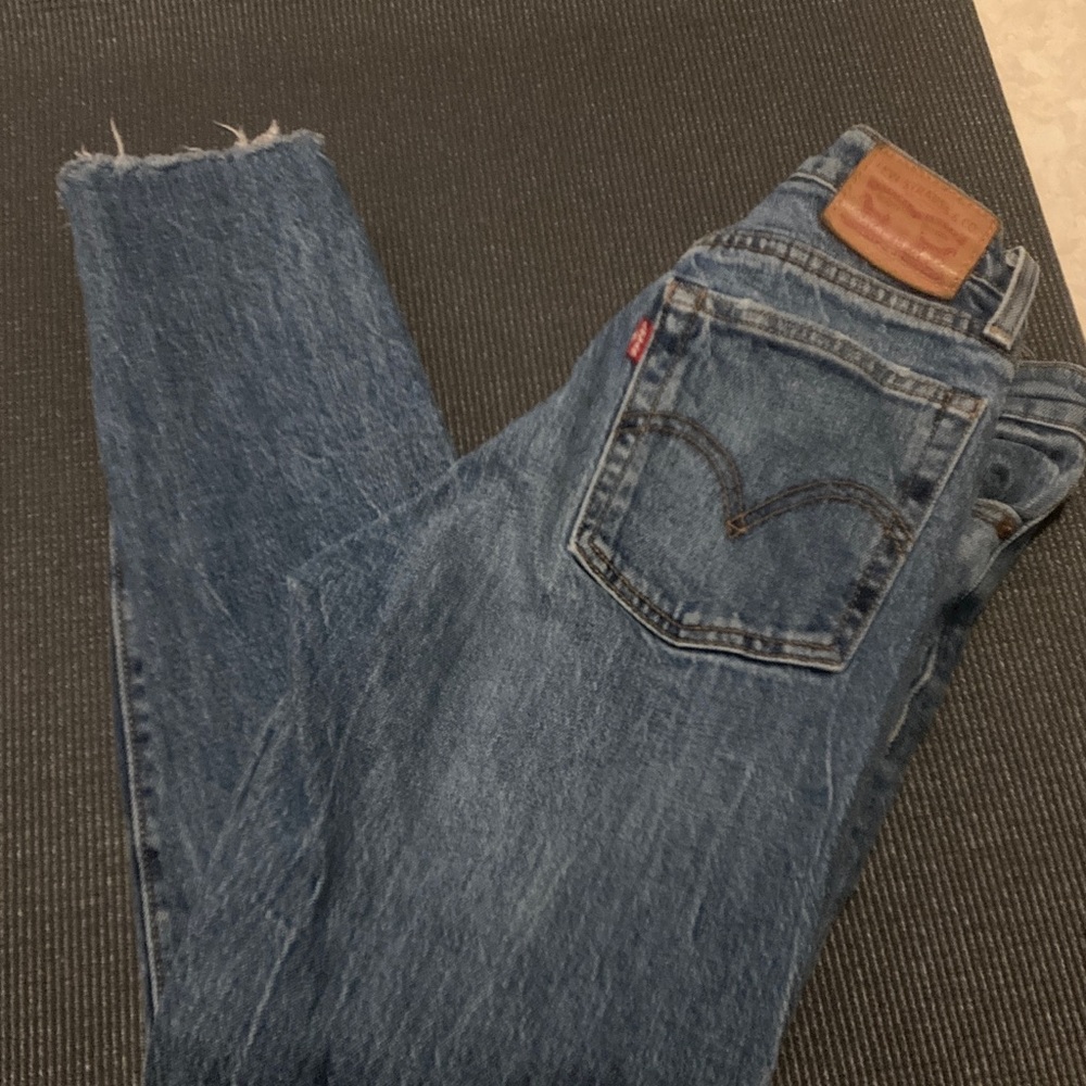 High Rise Blue Jeans - Picture 3 of 3